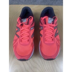 New Balance Women's Sneakers - Pink and Black